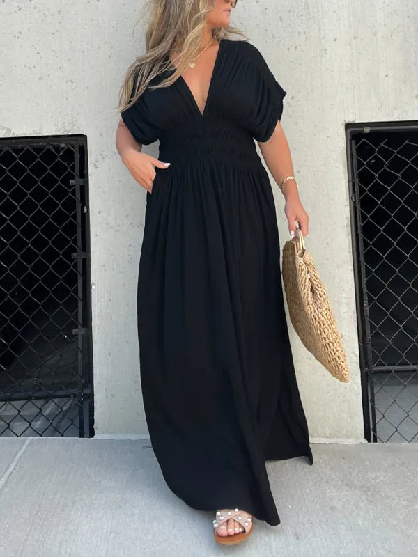 Scarlett maxi dress with V-shaped neckline elegance