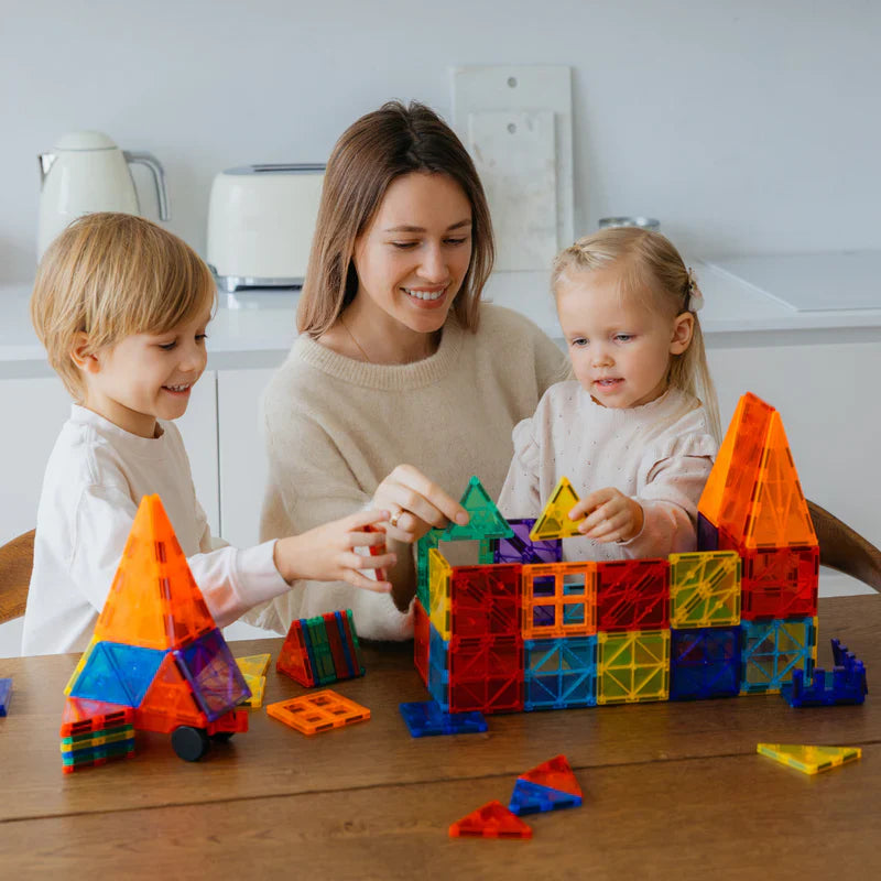 Plaques magnétiques de construction pour enfants – créativité et développement des compétences