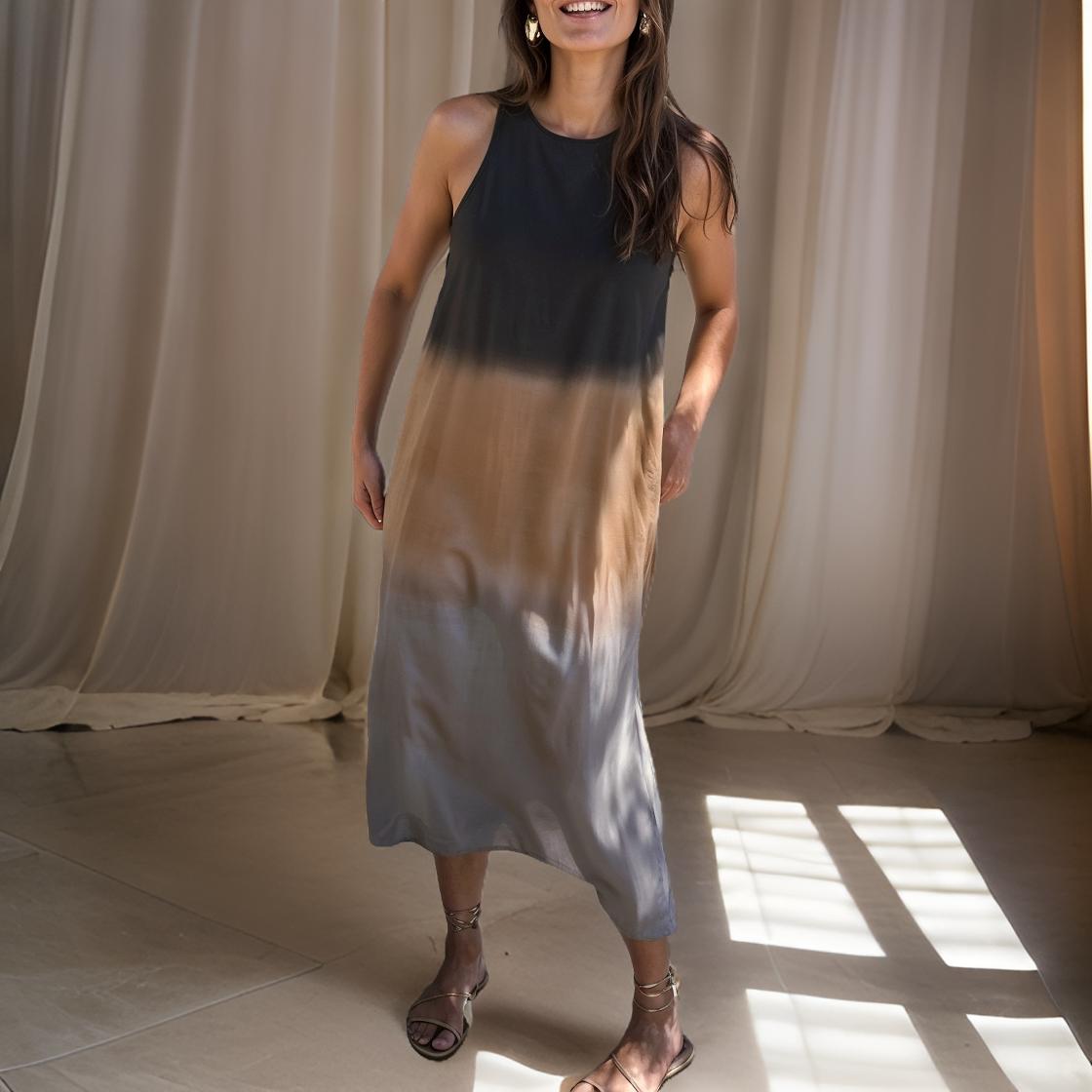 Aurora - Stylish Ombre Long Dress
