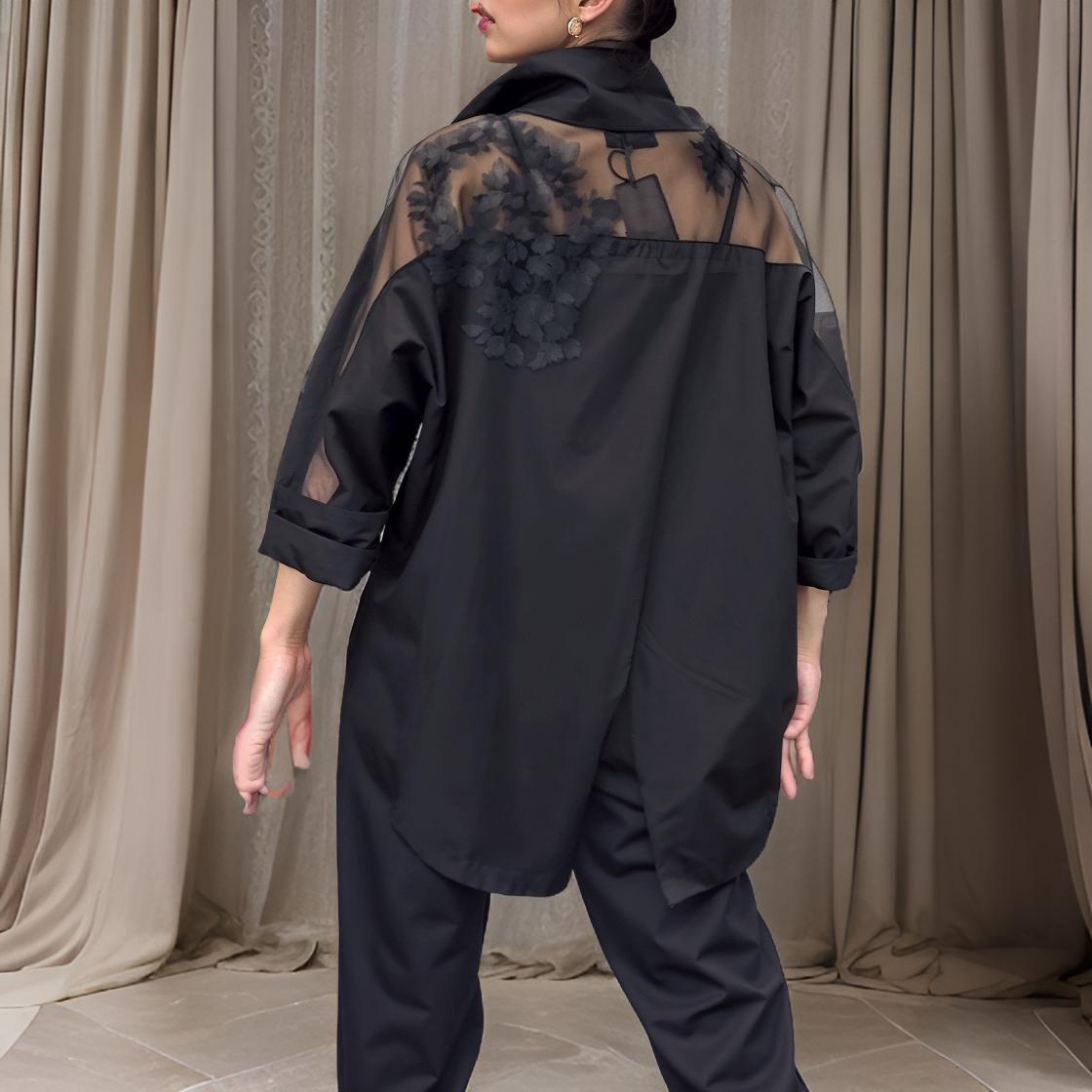 Sorella - Elegant Lace Blouse