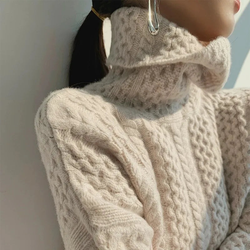 Lofoten Knit Turtleneck