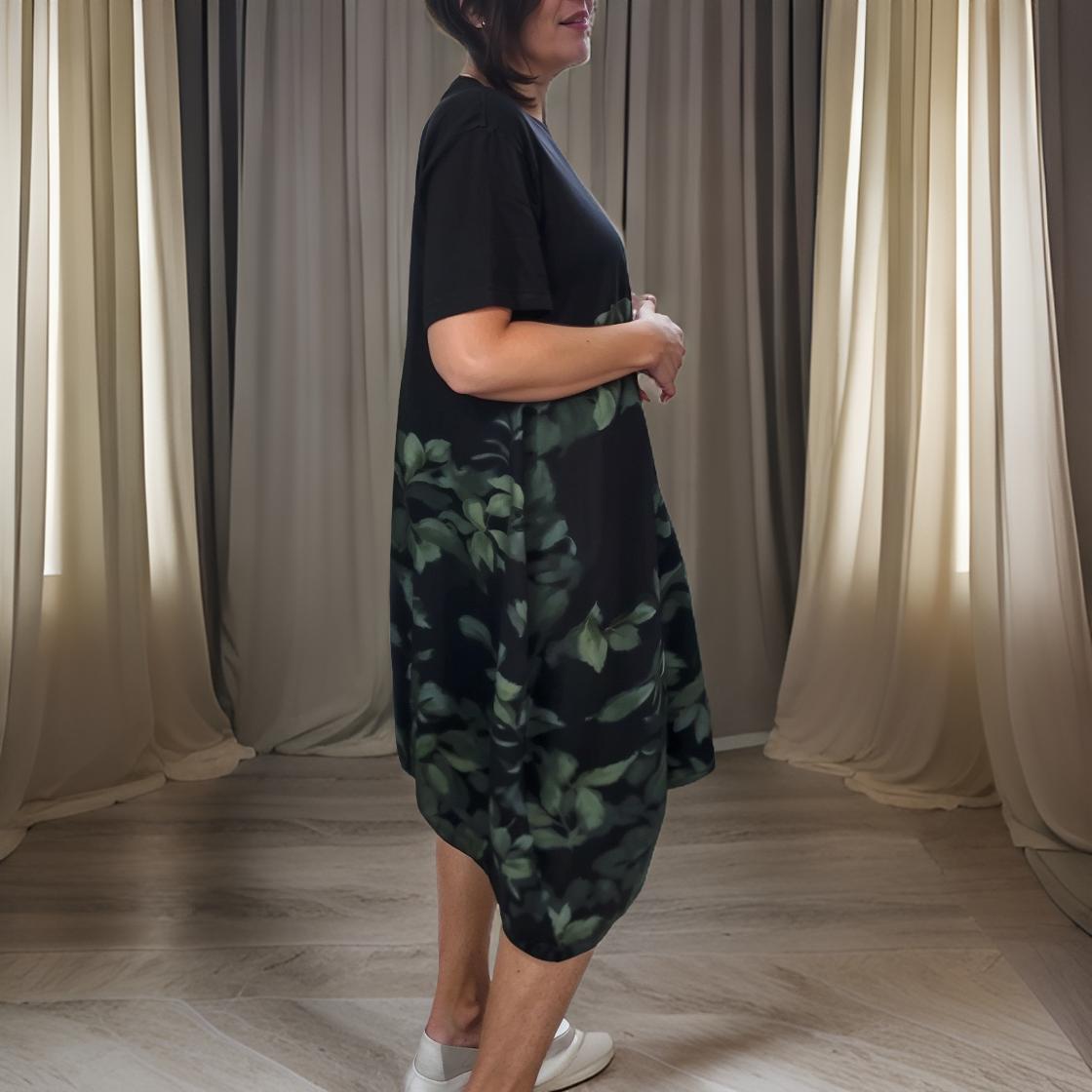 Lina - Daily dress with a floral pattern