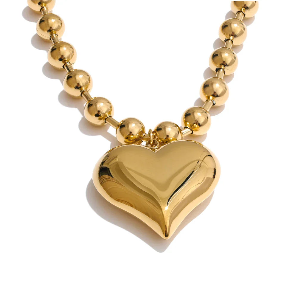 Liré Bold Star Beaded Necklace