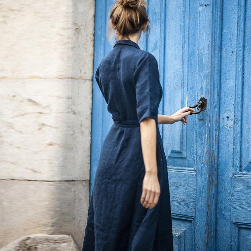 Stylish midi dress with belt strap