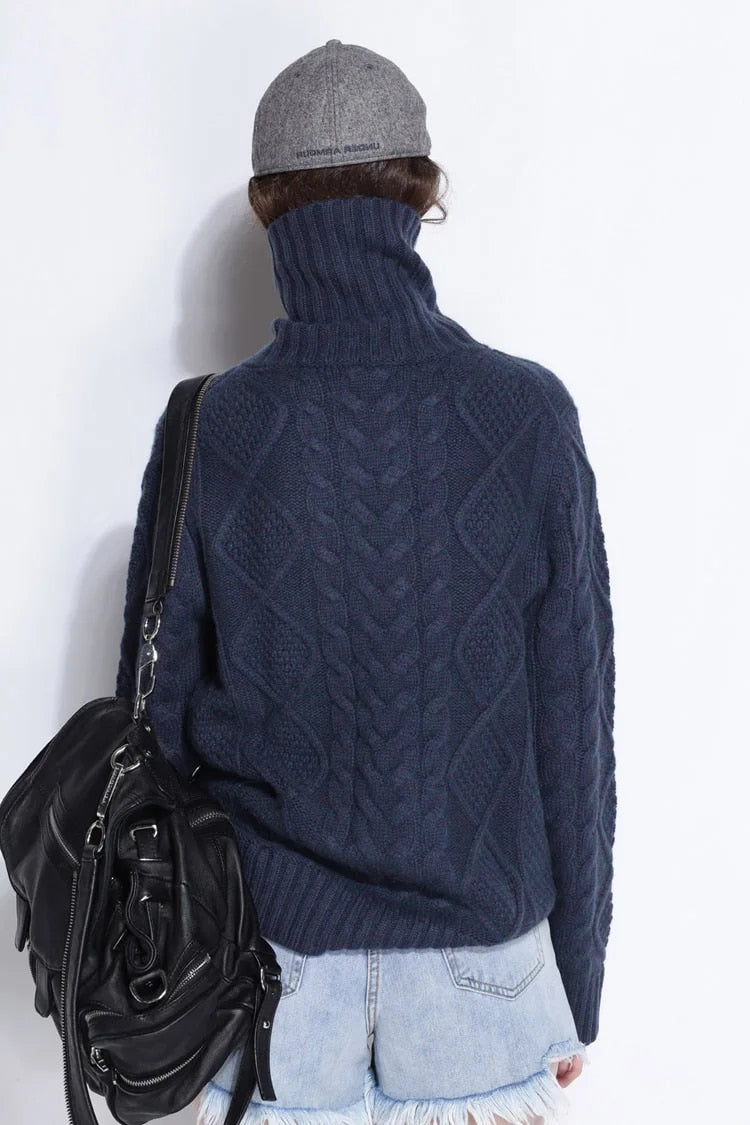 Kamensky Turtleneck