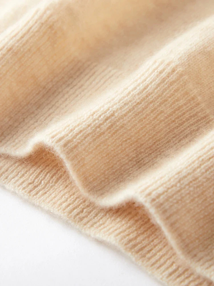 Ivanna Quinn Cashmere V-Neck
