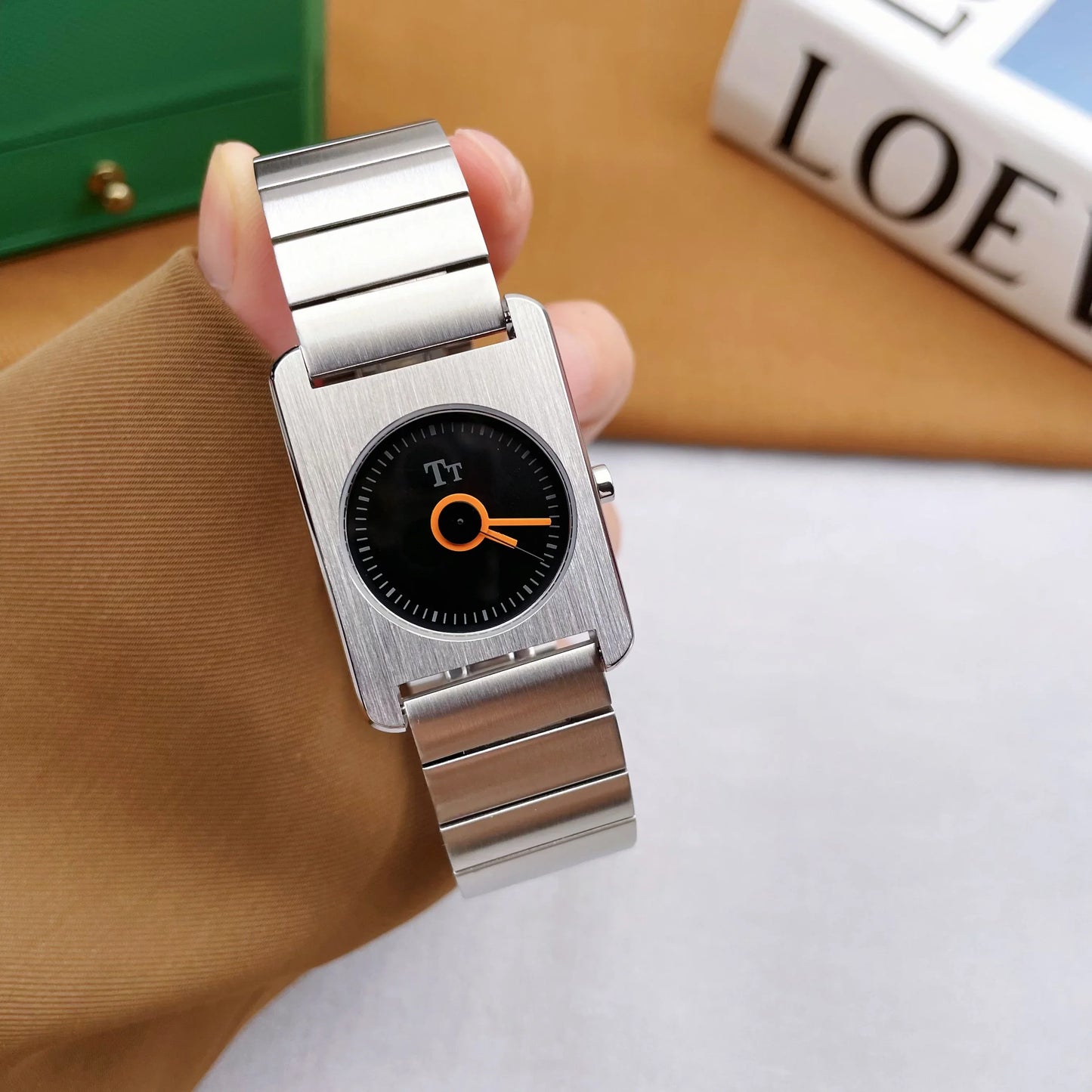 Meridia TT Timepiece