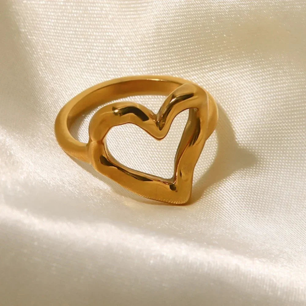 Liora Heart Ring