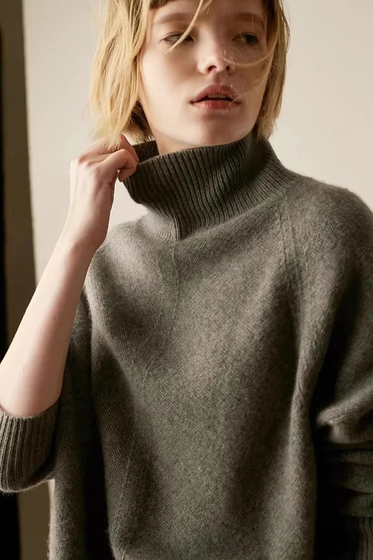 Montclair Cashmere Turtleneck