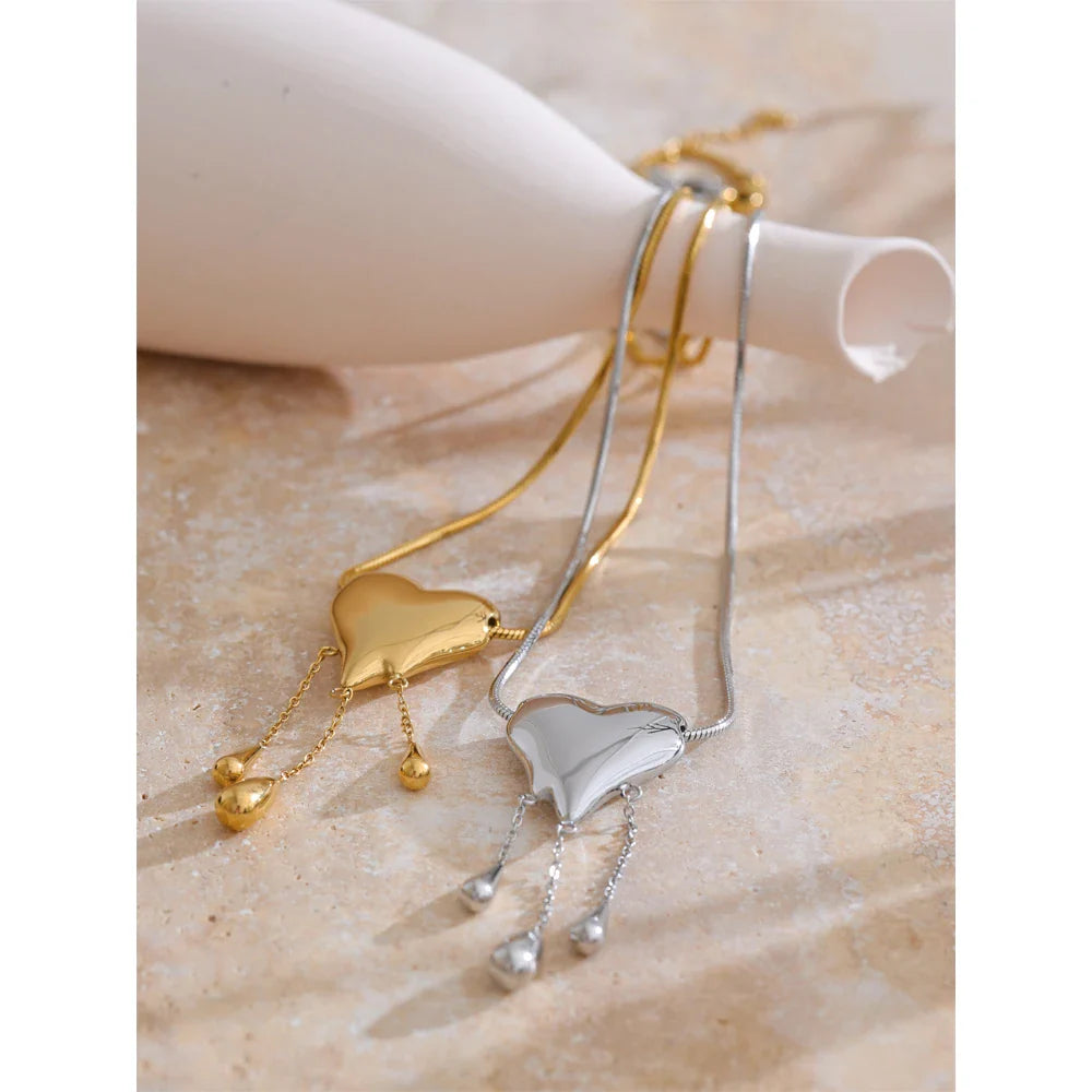Lacrima Drip Heart Necklace