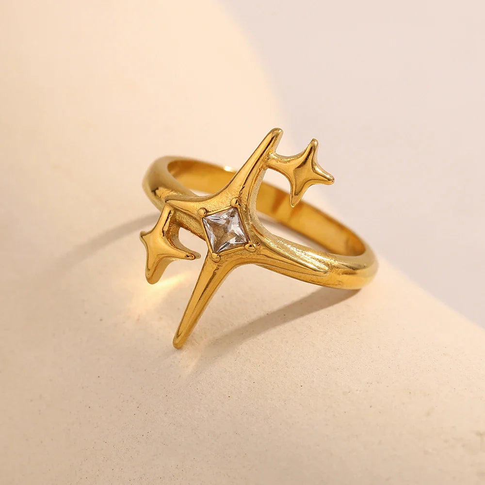 Astrale 18K Zircon Ring