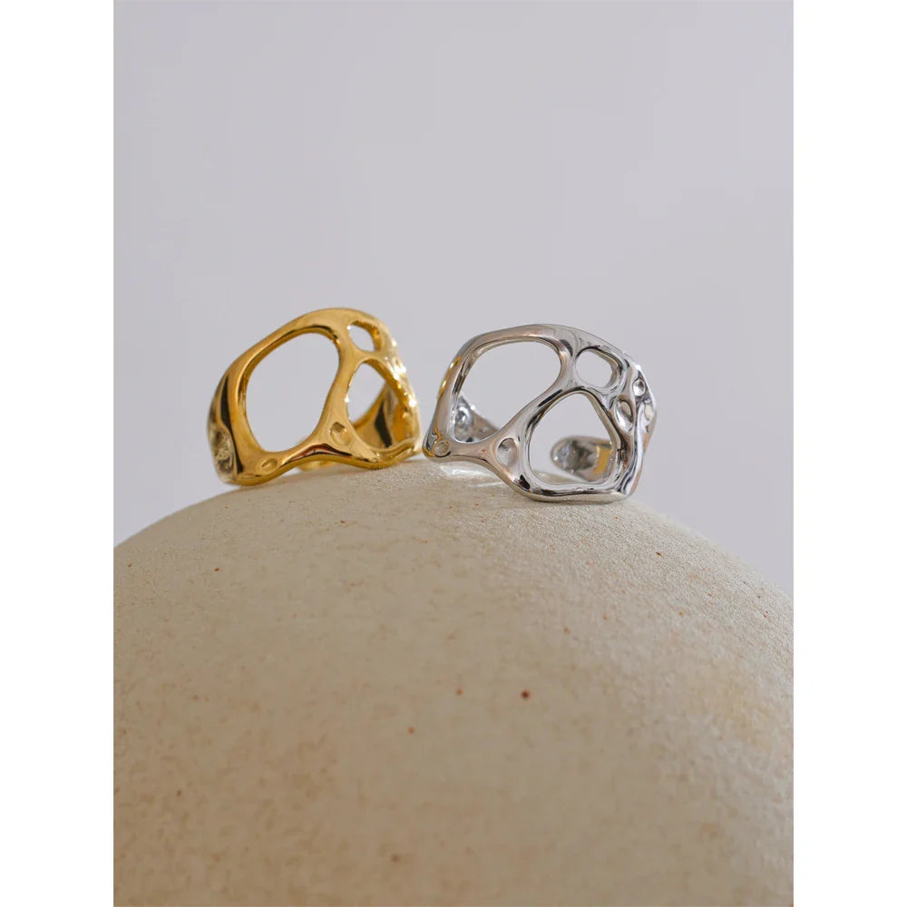 Forma Gold Open Ring