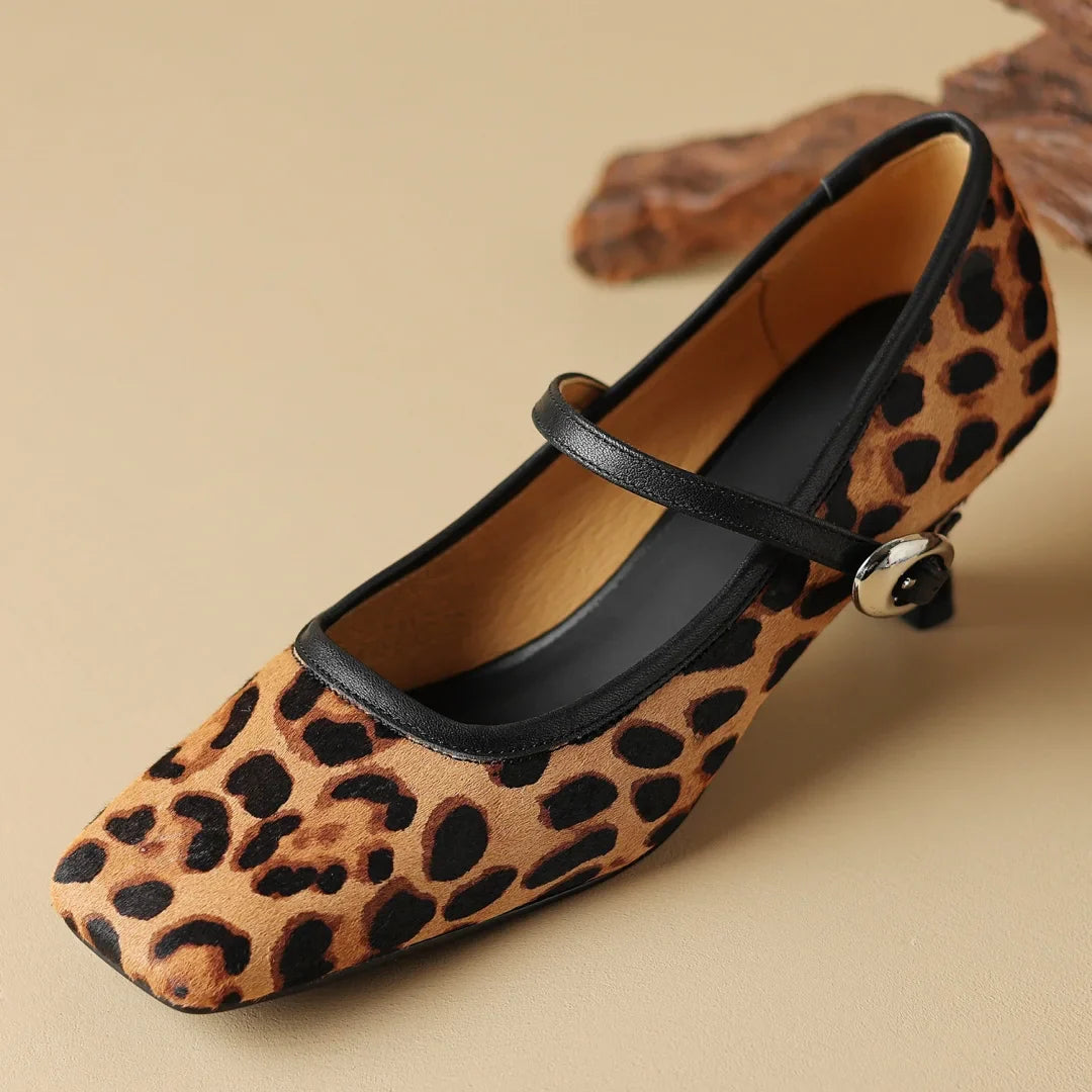 Leopards Step Mid-Heels