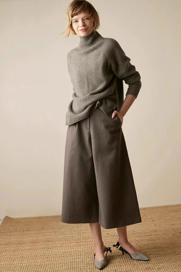 Montclair Cashmere Turtleneck