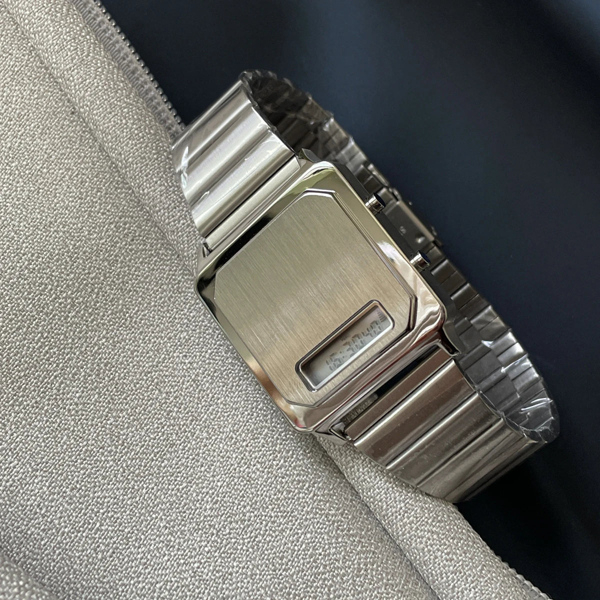 Veyric Steel Digital Watch