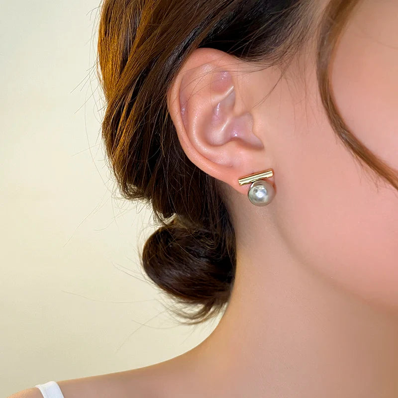 Moonlit Drops Pearl Earrings
