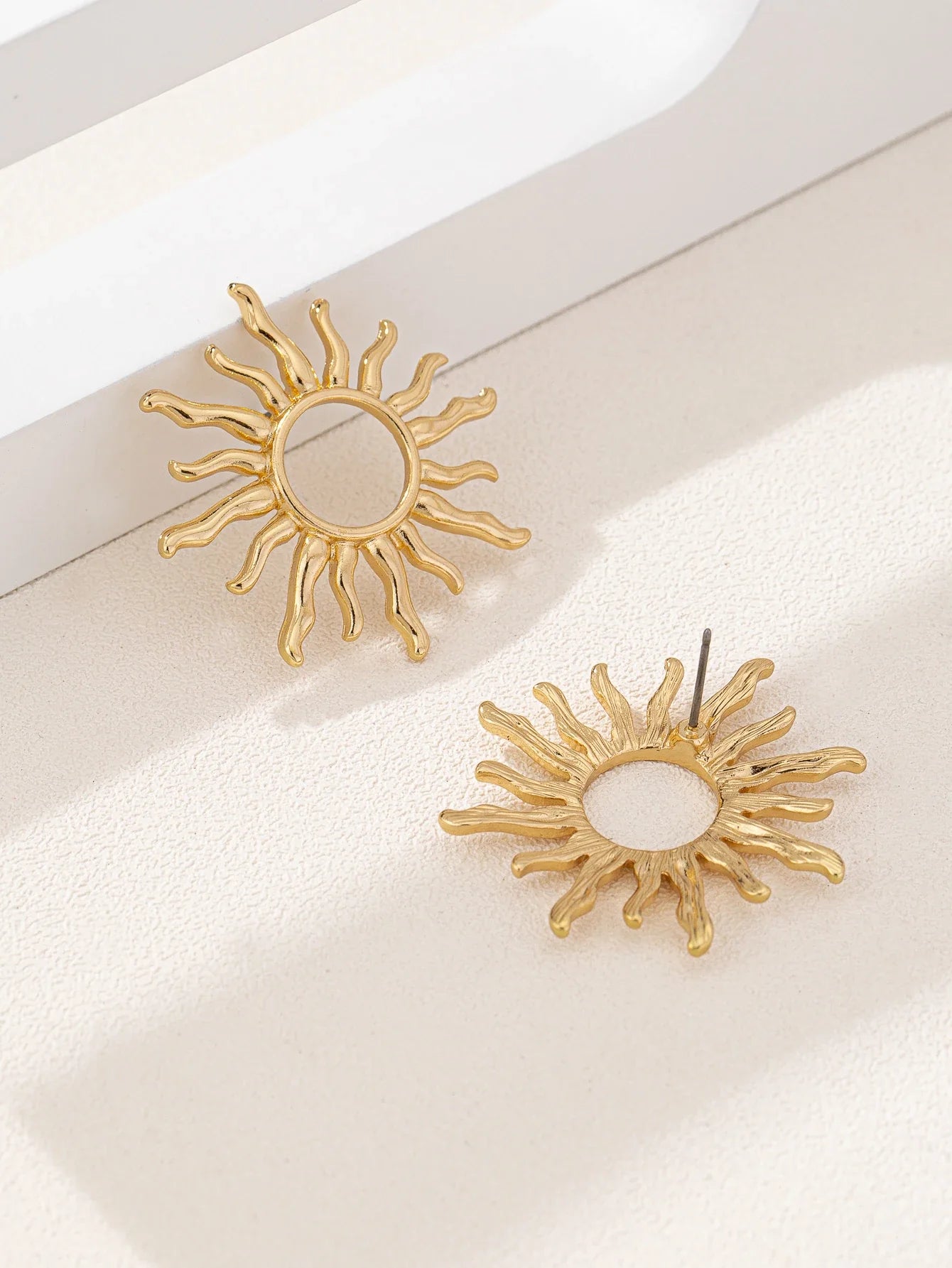 Solara Aurelia Studs