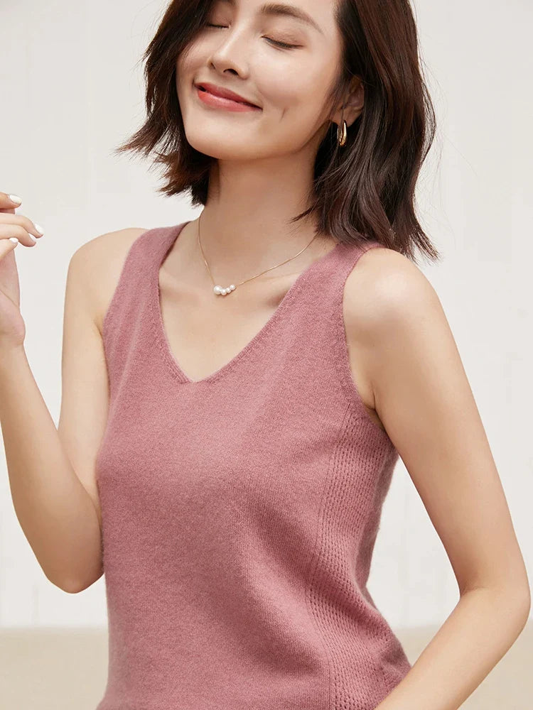 Ivanna Quinn Cashmere V-Neck