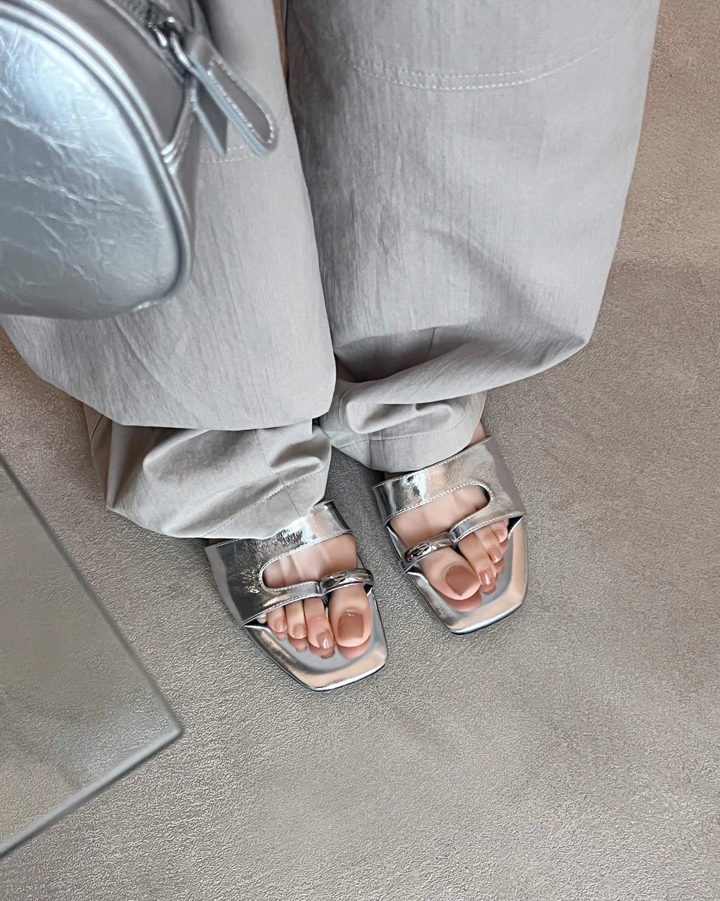 Riley Signature Slides