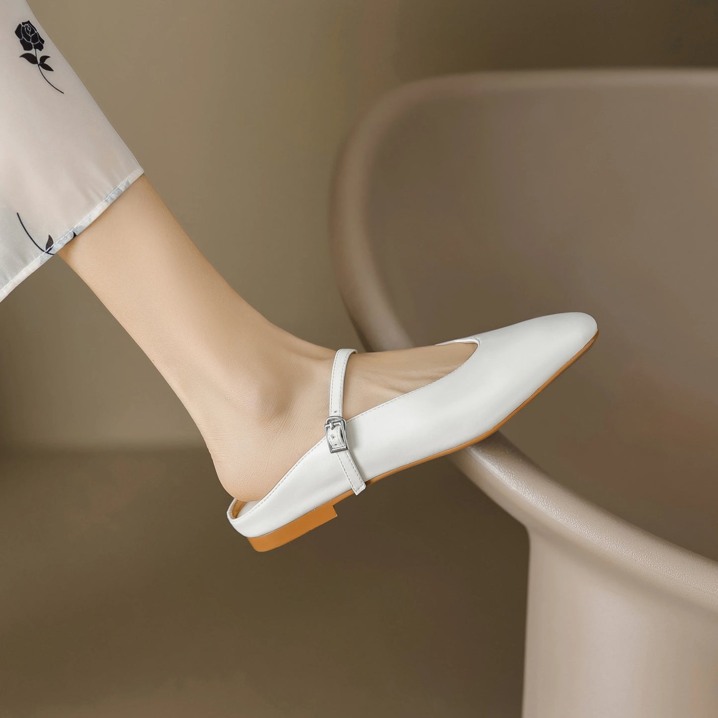 Dahlia Leather Mary Flats