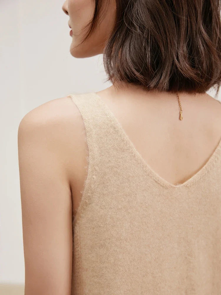 Ivanna Quinn Cashmere V-Neck