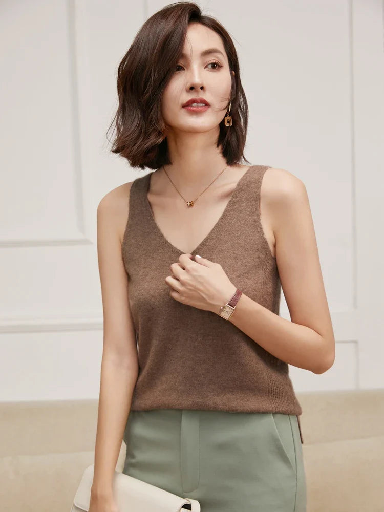 Ivanna Quinn Cashmere V-Neck