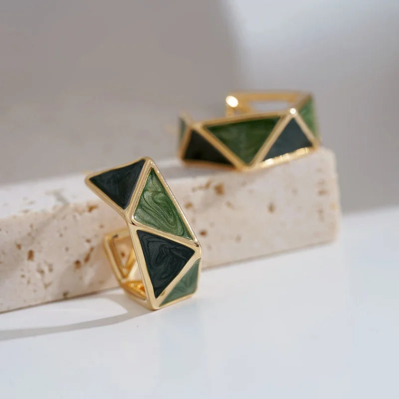 Verde Geometrico Studs