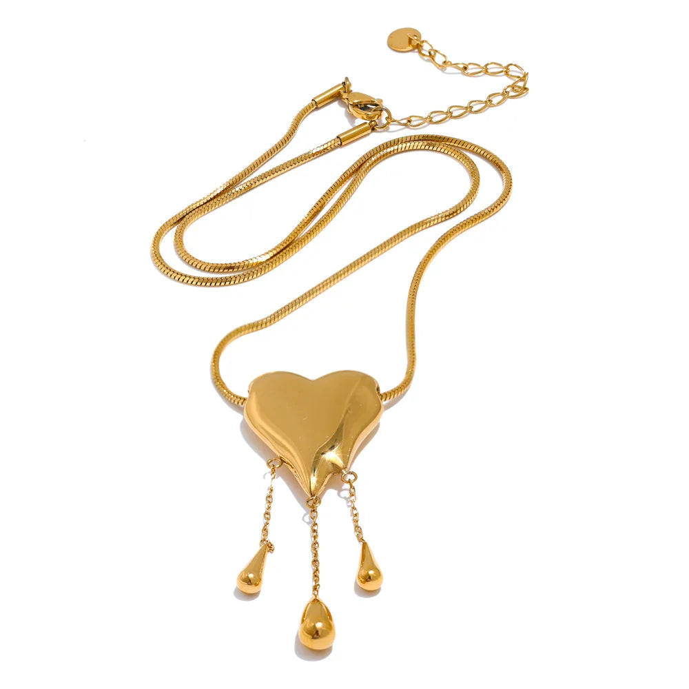 Lacrima Drip Heart Necklace