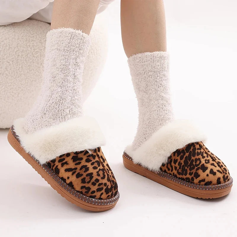 Calviera Women's Everyday Clogs