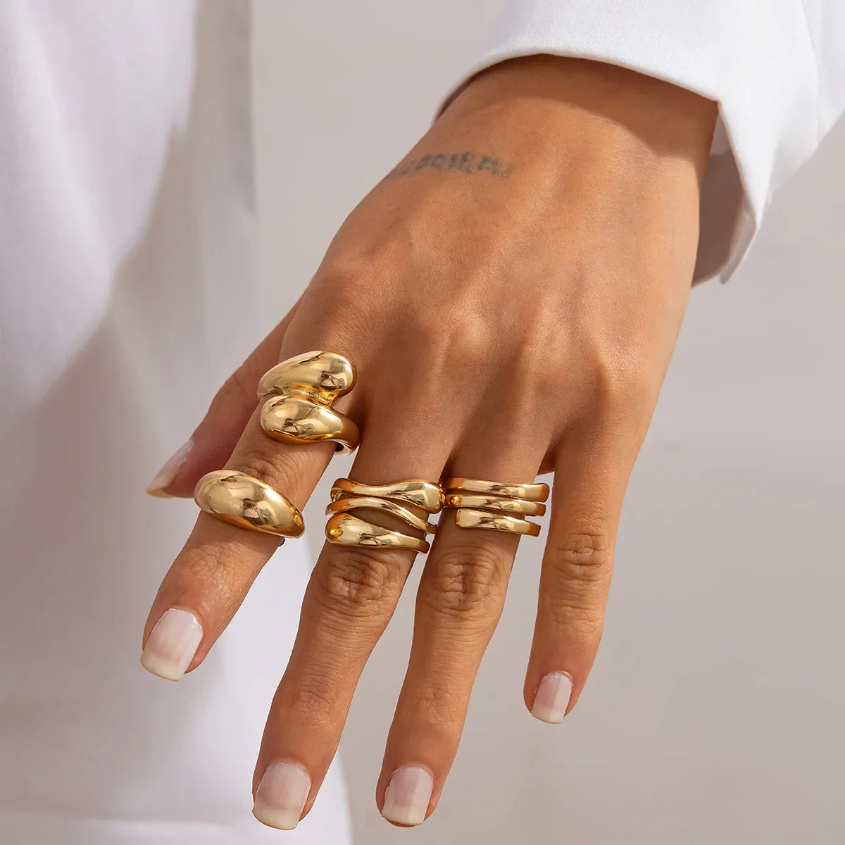 Vittoria Cuff Bangles