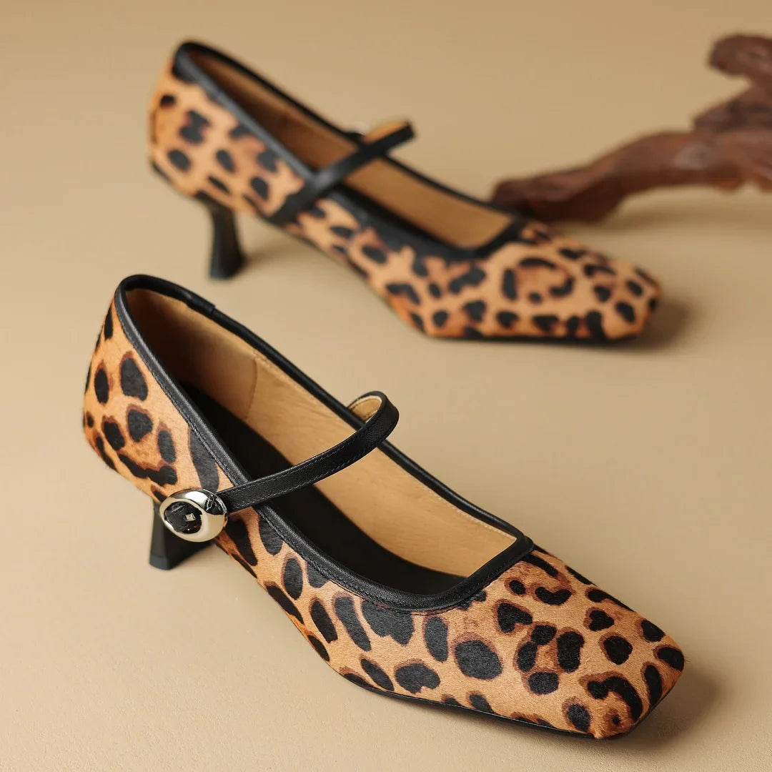 Leopards Step Mid-Heels