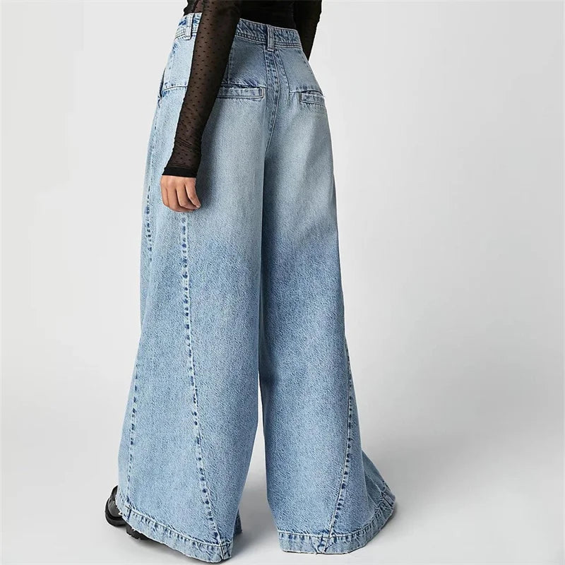 Rovina Pleated Wide-Leg Jeans