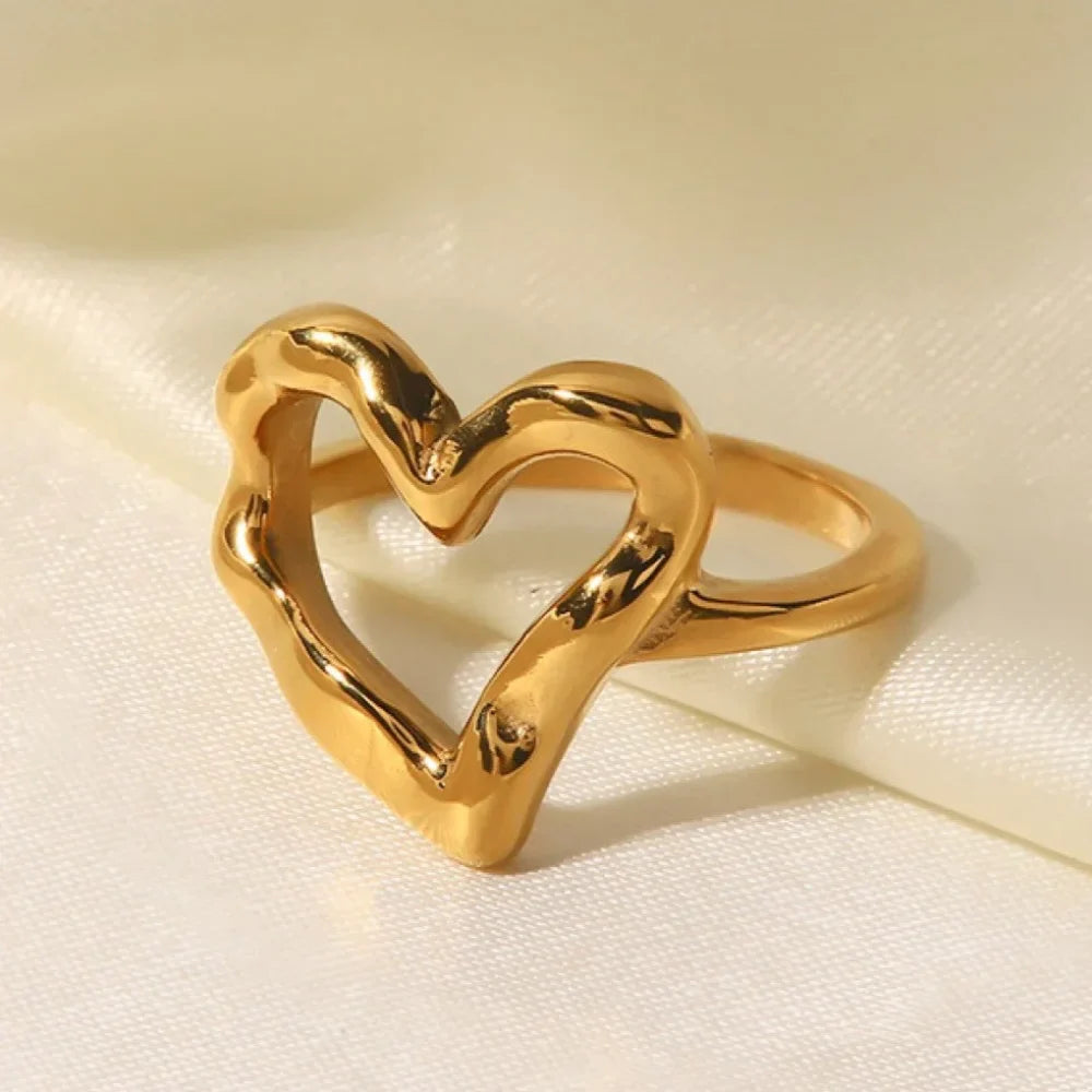 Liora Heart Ring