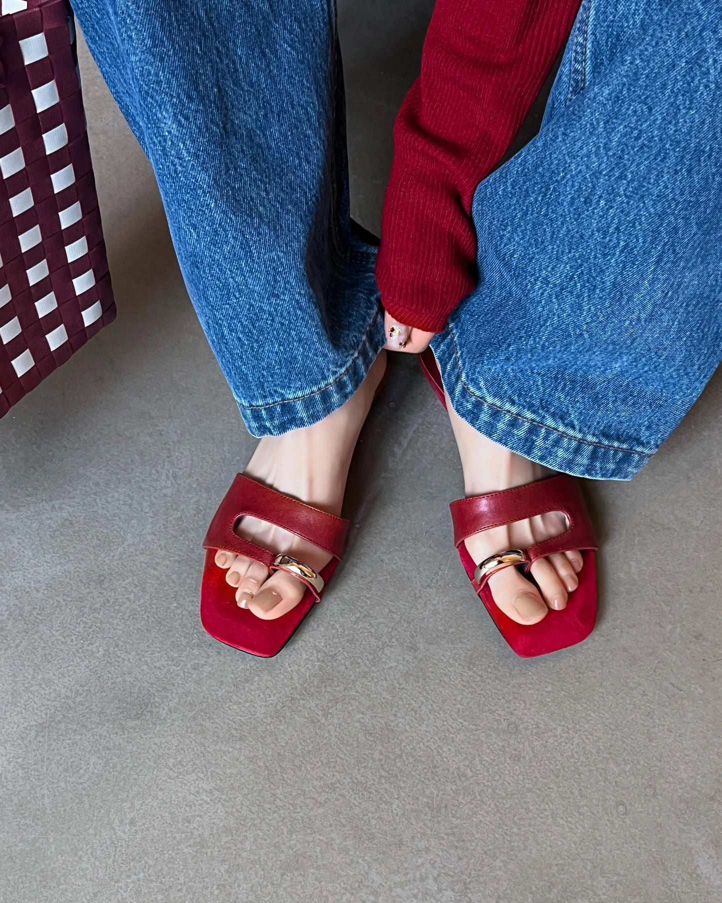 Riley Signature Slides