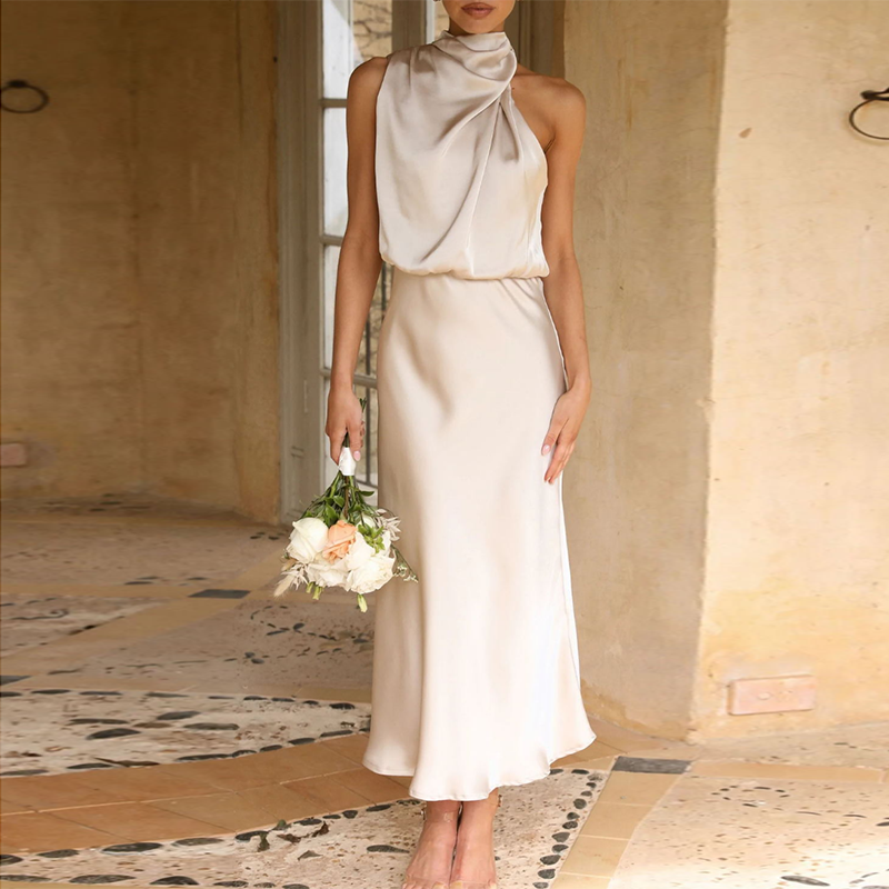 Satin dress with a tie waist