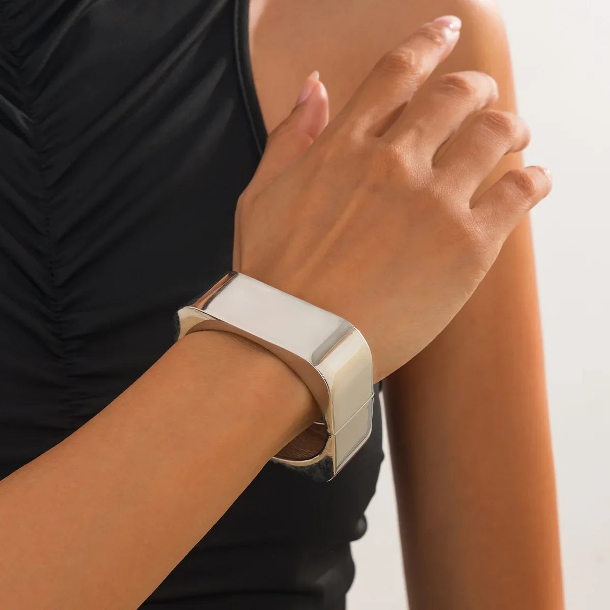 Vittoria Cuff Bangles
