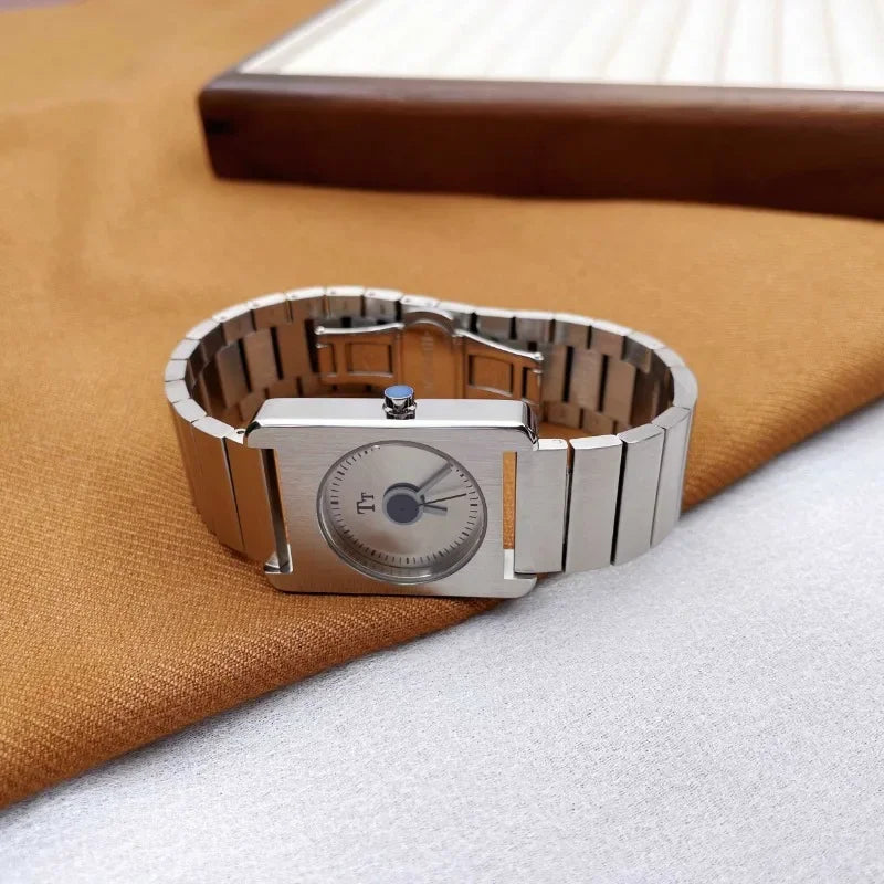 Meridia TT Timepiece