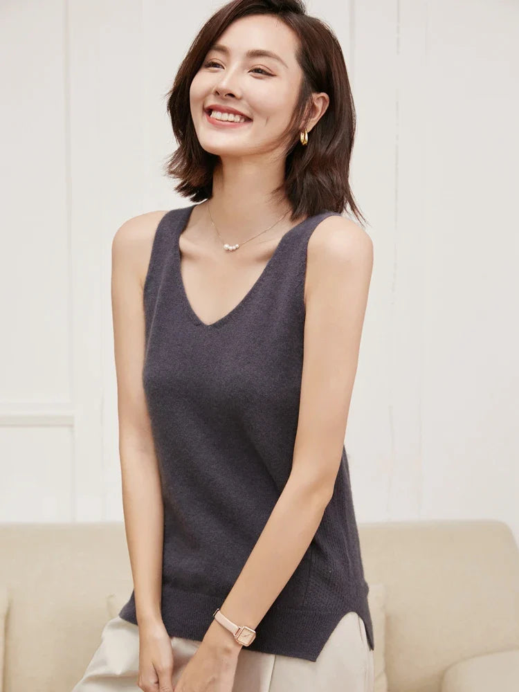 Ivanna Quinn Cashmere V-Neck