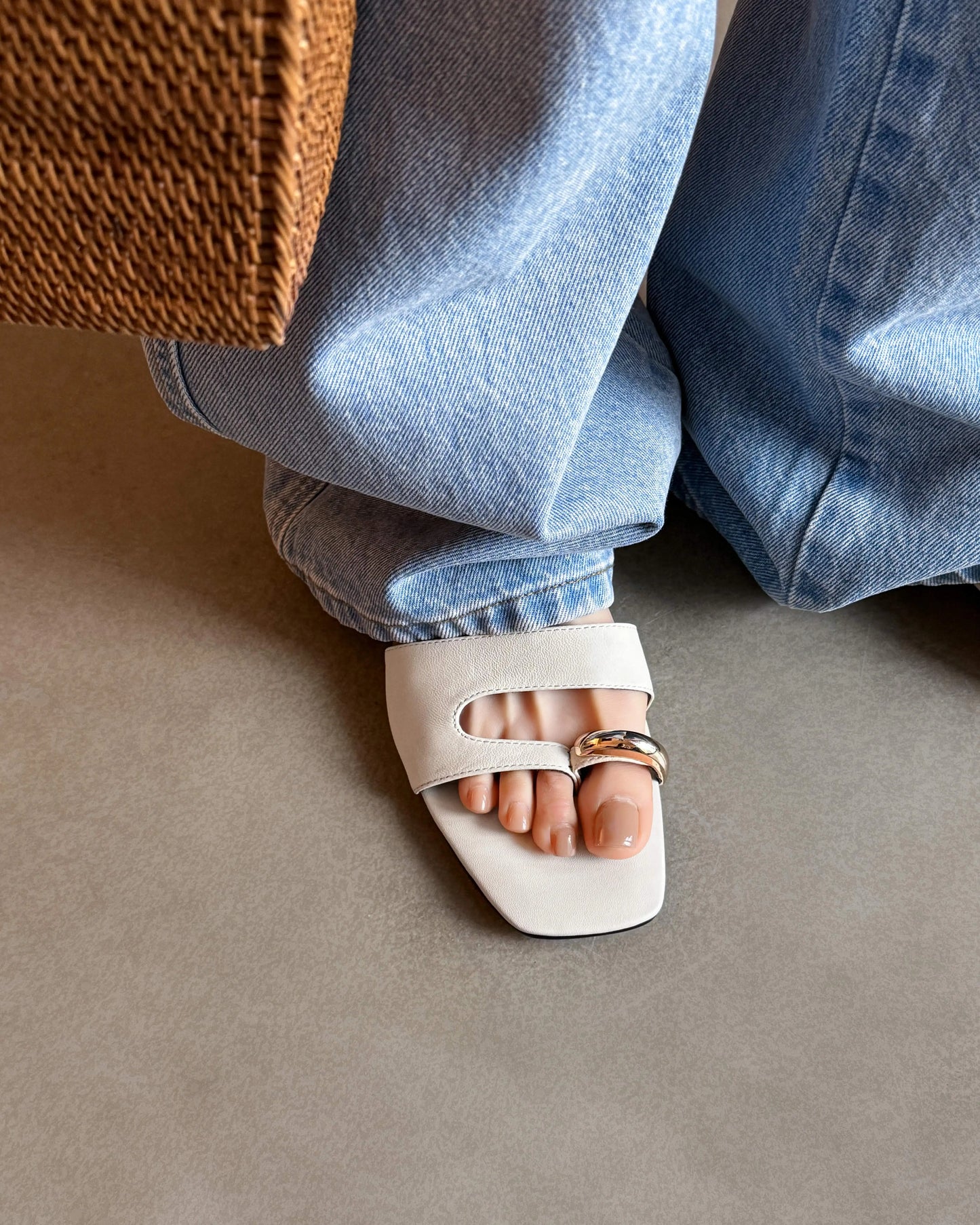 Riley Signature Slides