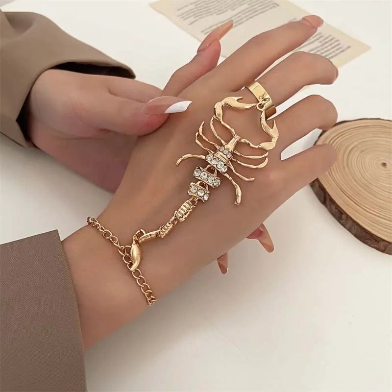 Venom Clasp
