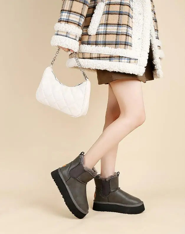 Women's Holmstead Leather Fur Boots