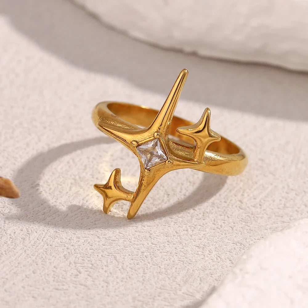 Astrale 18K Zircon Ring