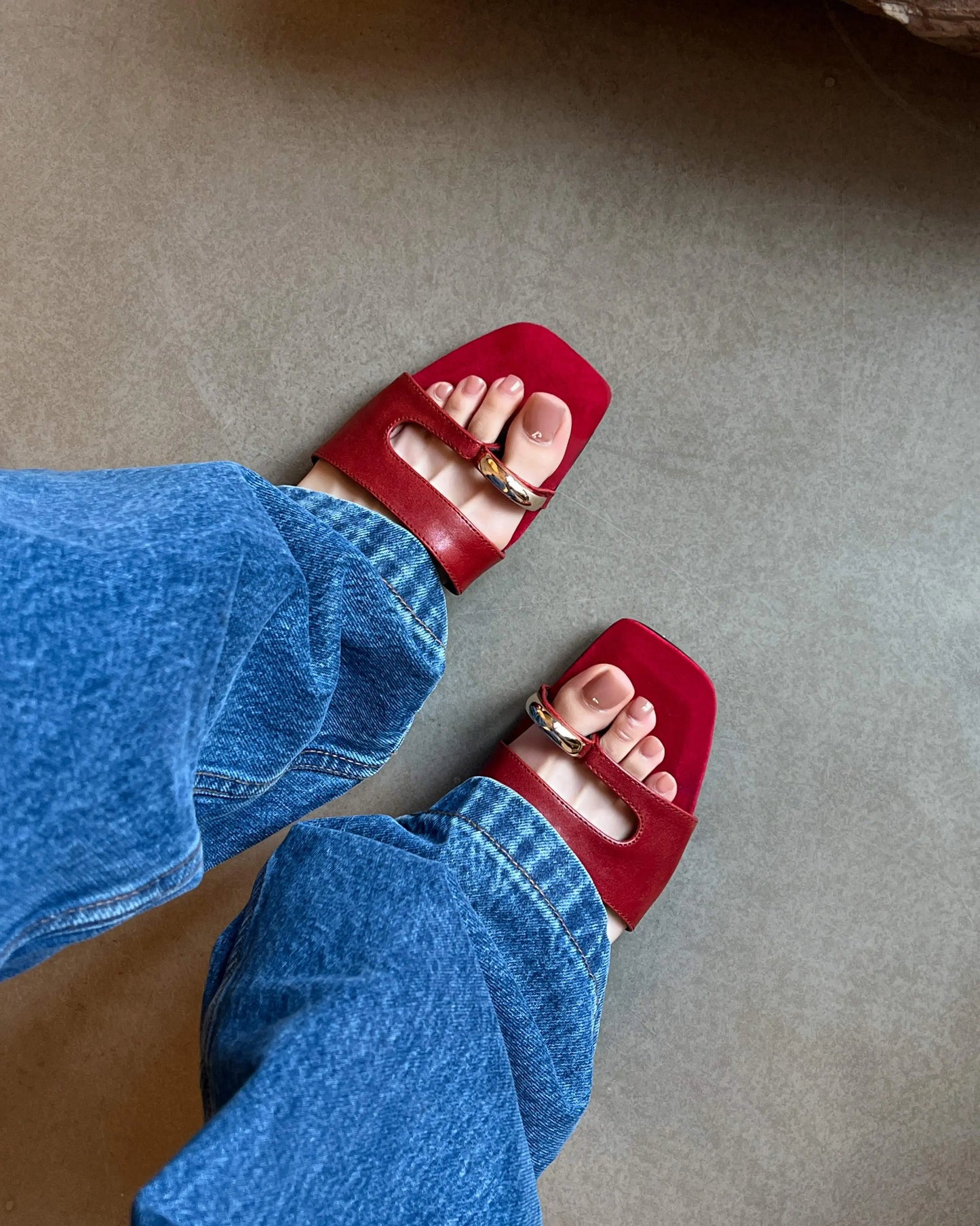Riley Signature Slides