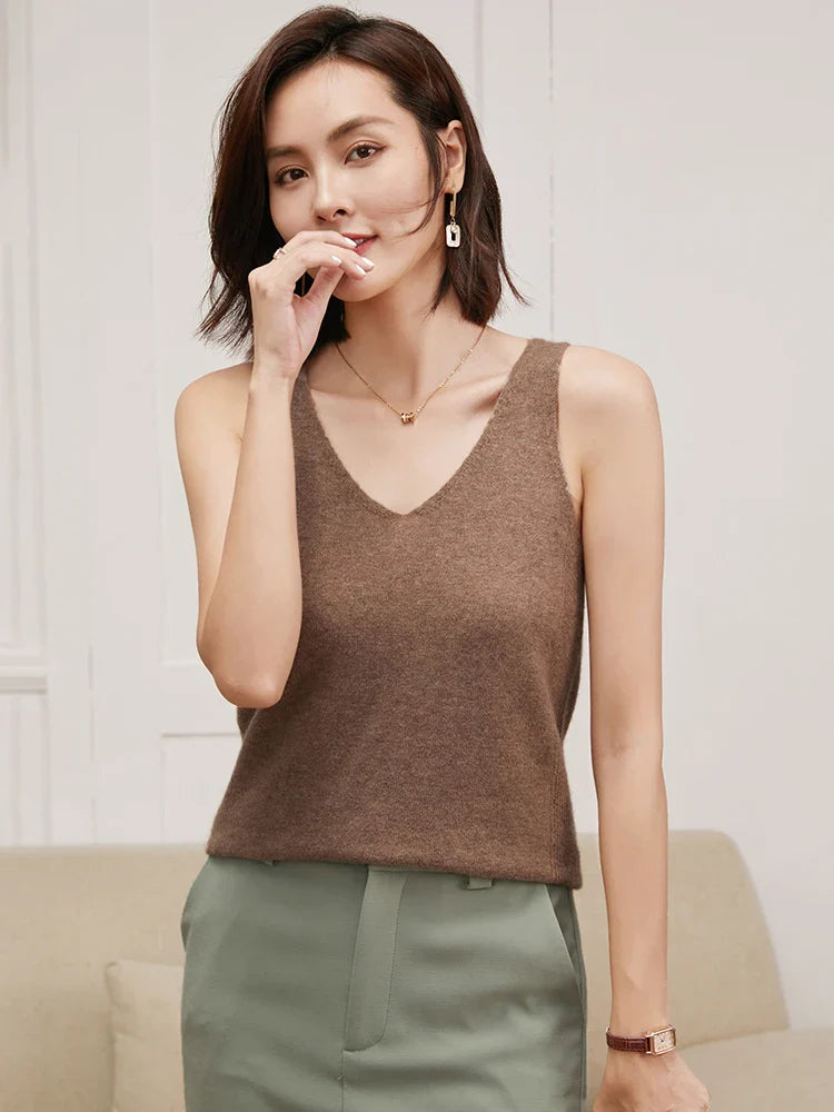 Ivanna Quinn Cashmere V-Neck