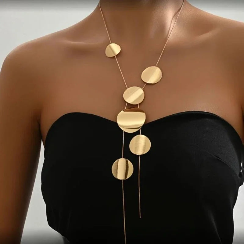 Noira Luxe Circle Drop Necklace