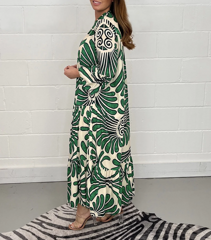 Erika - Bohemian dress with V-neckline and floral pattern