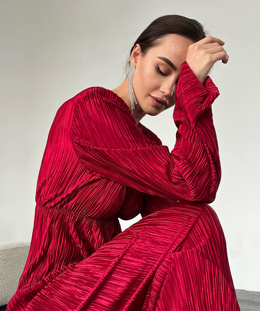 Stella - Pleated Midi Dress