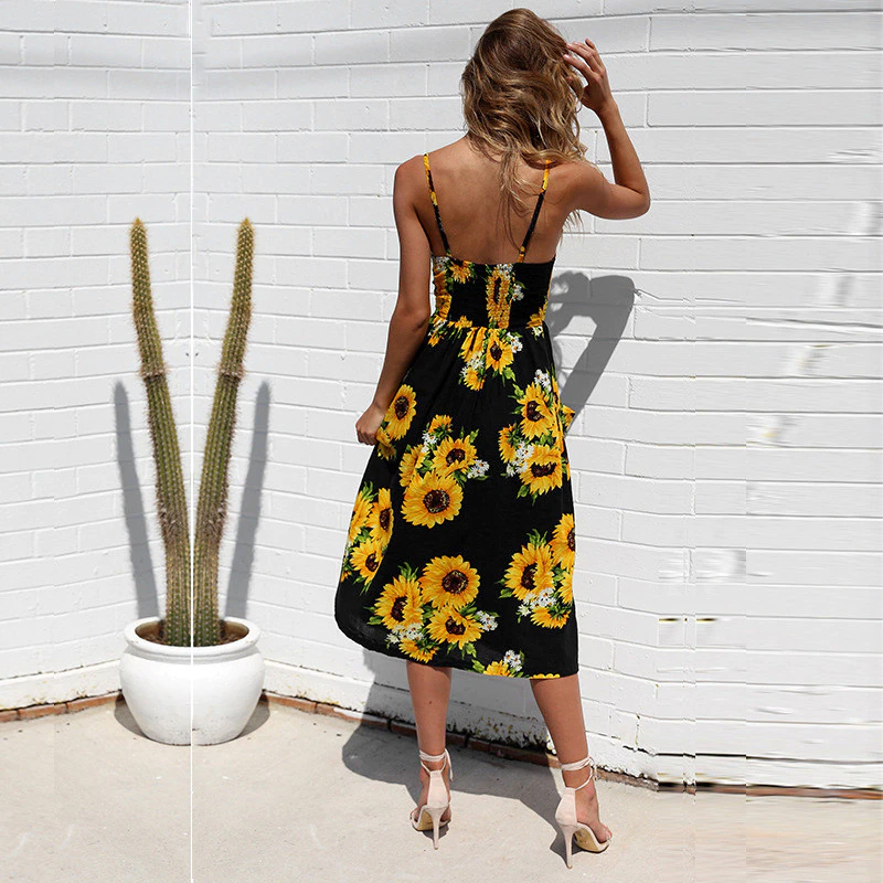 Davina | Summer midi dress with buttons and pockets