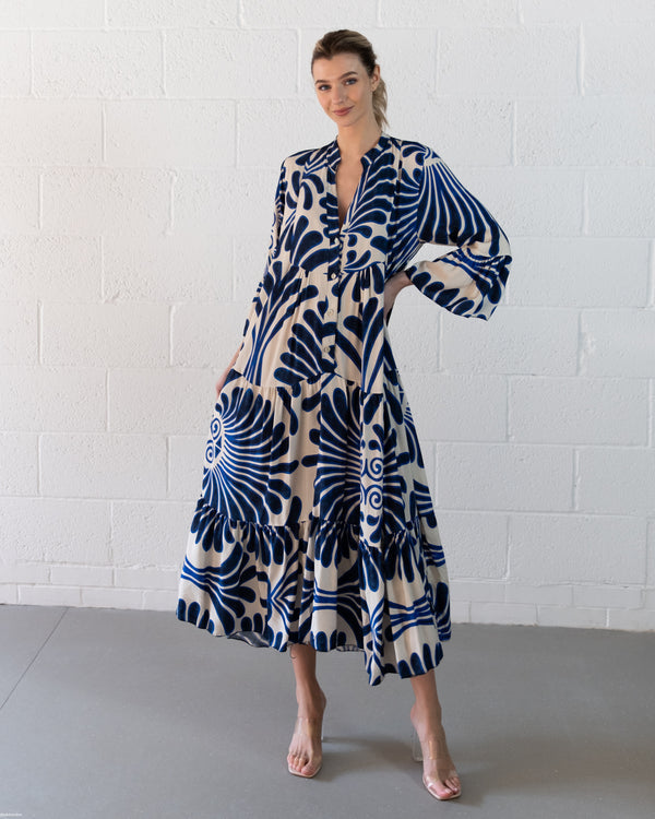Erika - Bohemian dress with V-neckline and floral pattern
