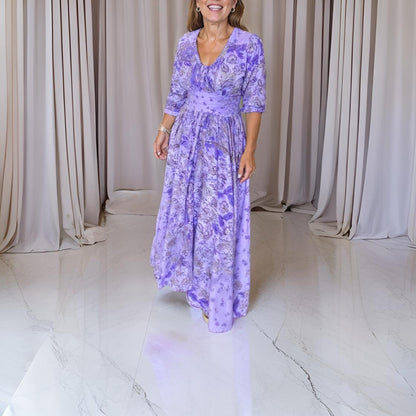 Paola – Long dress with a V-shaped neckline